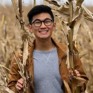 Meet your Posher, Alex